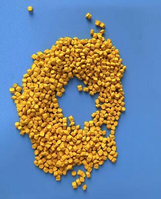 Yellow Masterbatch Plastic Additive Granule with 30 Percent Pigment Content for HDPE LDPE LLDPE Injection Moulding Applications